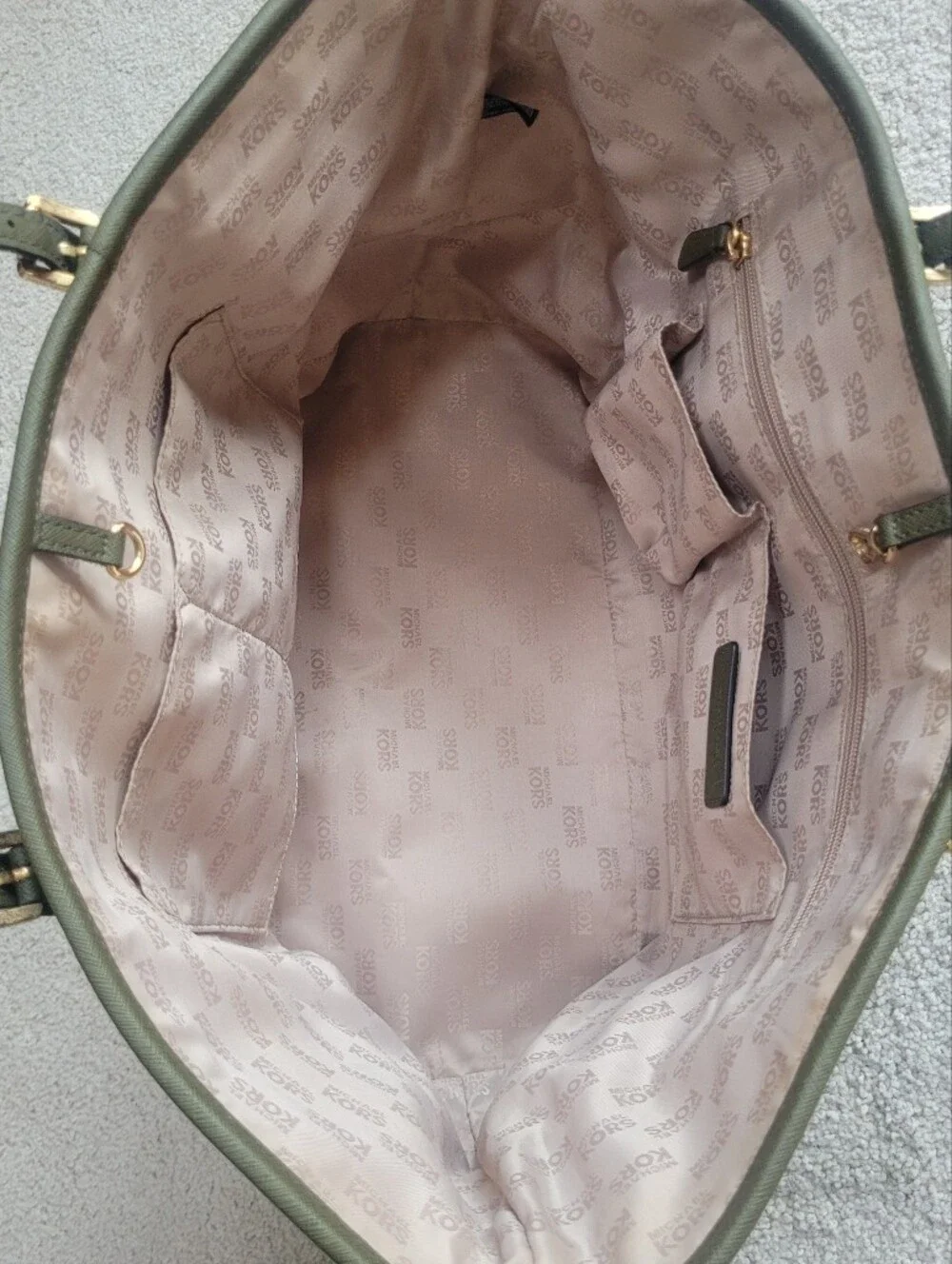 Michael Kors Jet Set Travel Large Carryall Tote Brown MK Signature Olive Palm